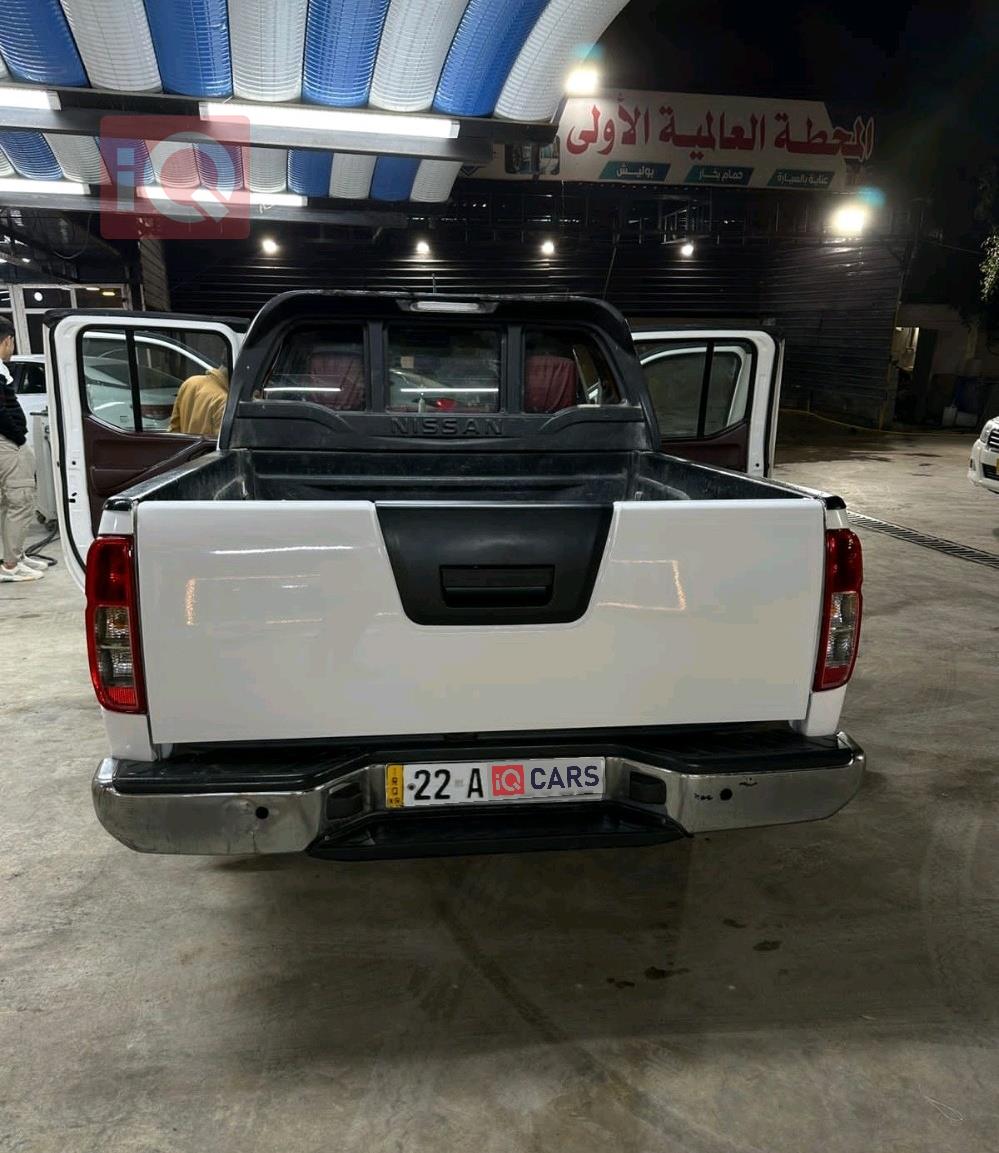 نيسان نافارا